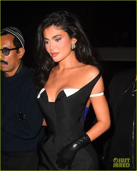 kylie jenner second skin gala.